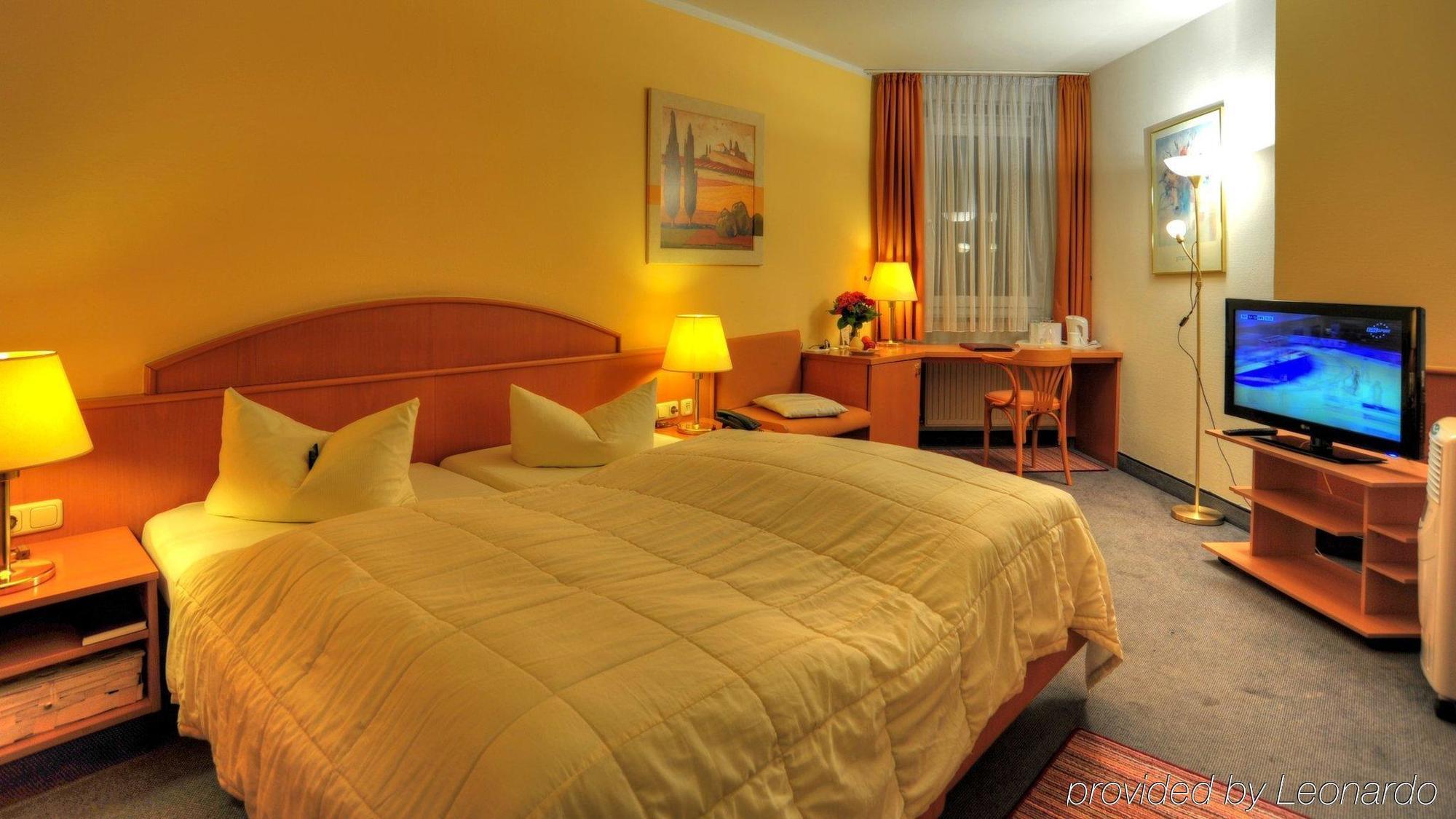 Hotel Central Dachau Garni Εξωτερικό φωτογραφία