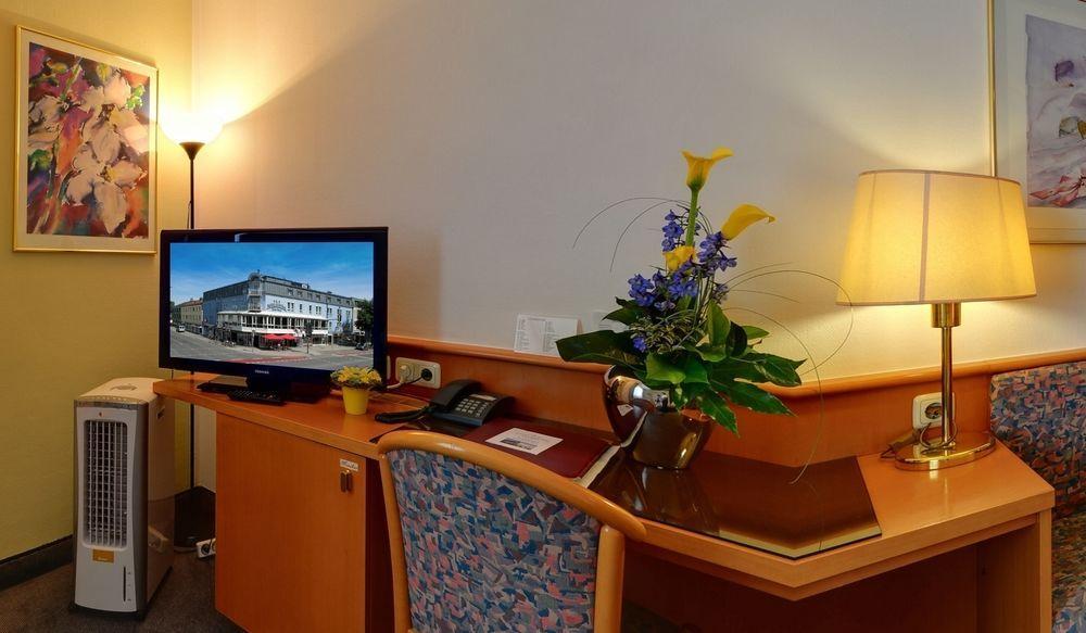 Hotel Central Dachau Garni Εξωτερικό φωτογραφία
