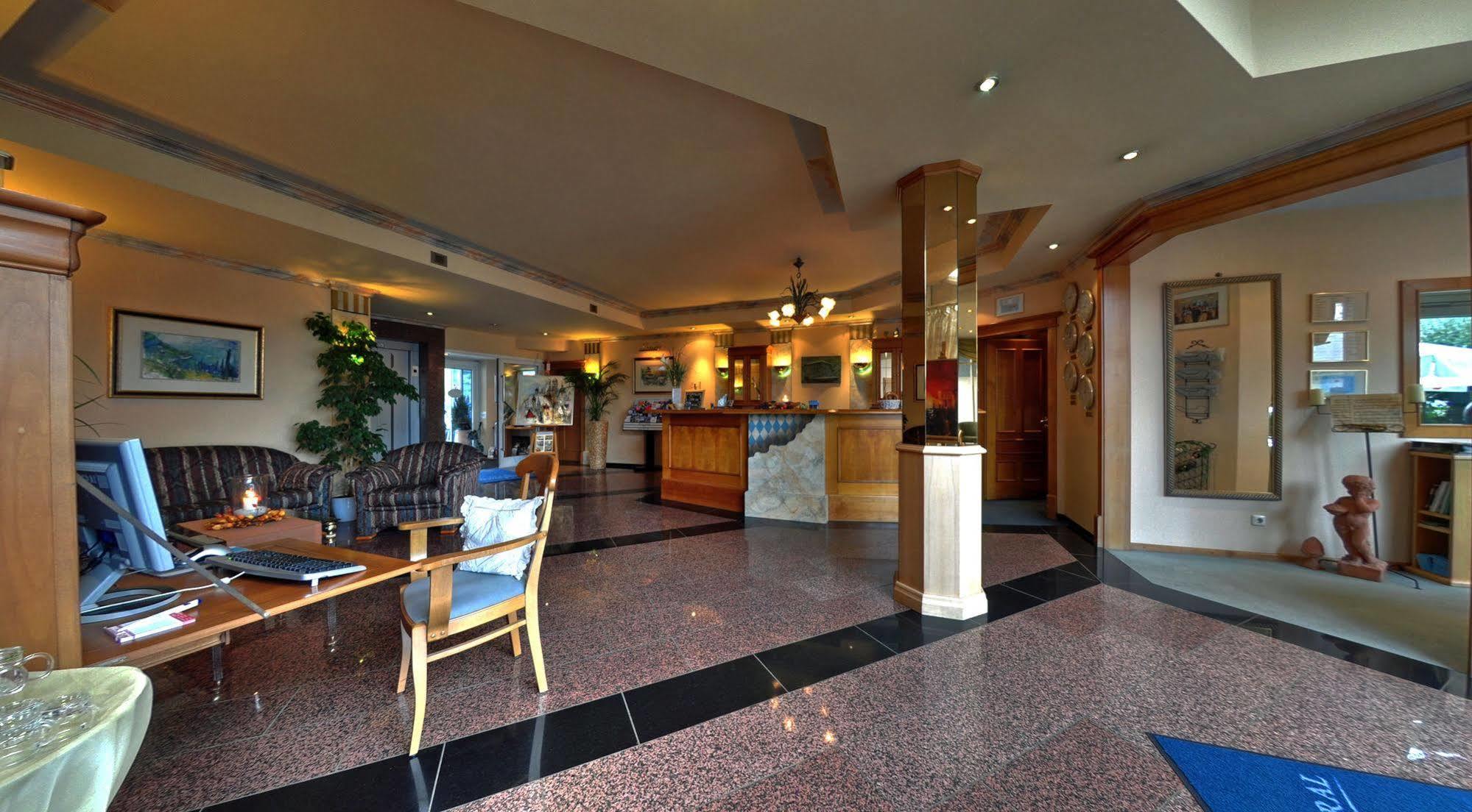 Hotel Central Dachau Garni Εξωτερικό φωτογραφία