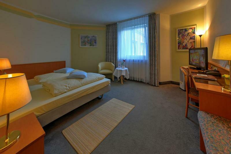 Hotel Central Dachau Garni Εξωτερικό φωτογραφία